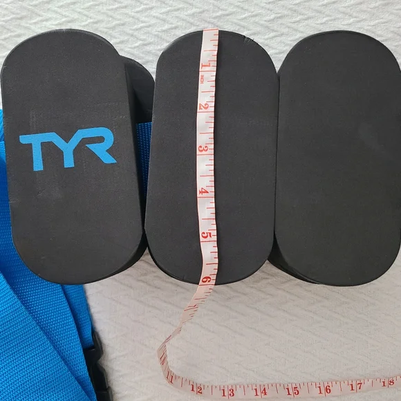 TYR Aquatic Foam Flotation Belt - Picture 3 of 3